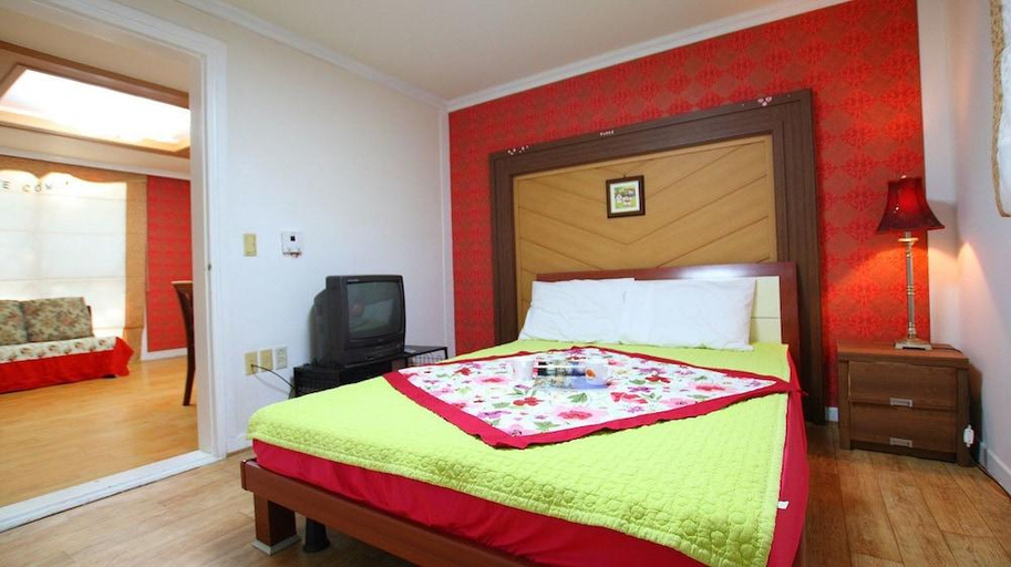 Bedroom 2, KB Pension, Gyeongju