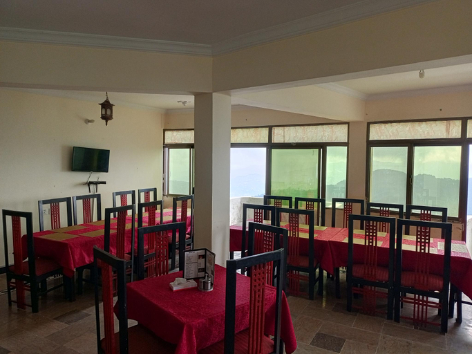 Food & Drinks, canari hotel kashmir view, Hazara