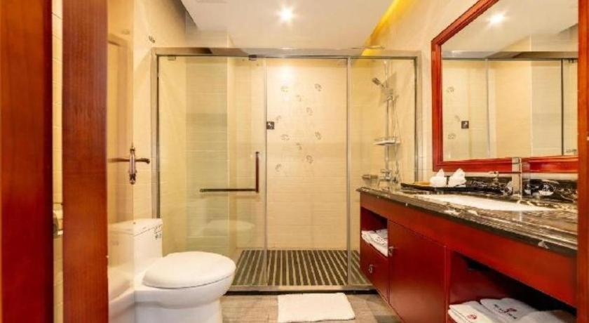 Bathroom, Royal Bay Hotel, Zhuhai