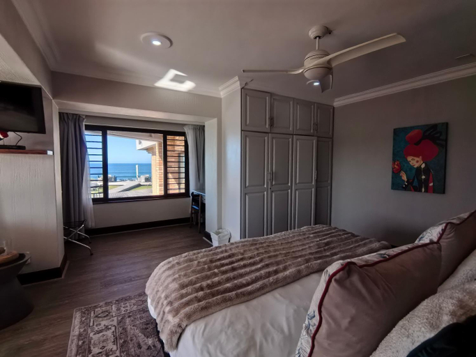 Bedroom 3, African Oceans Manor on the Beach, Eden