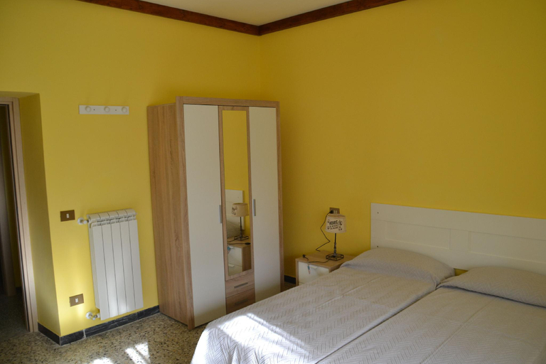 Bedroom 4, A1-GIRASOLE BED AND BREAKFAST, Rome