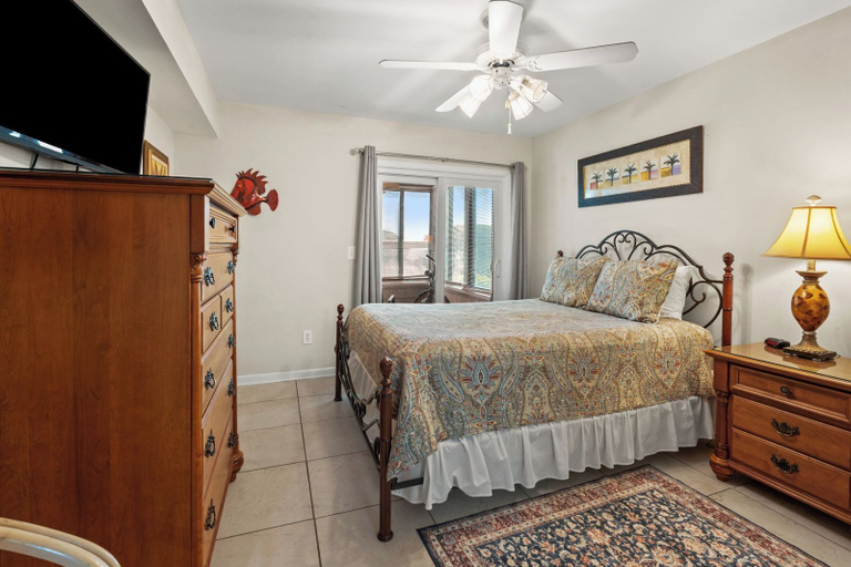 Bedroom 2, Sea Cloisters 101f, Horry