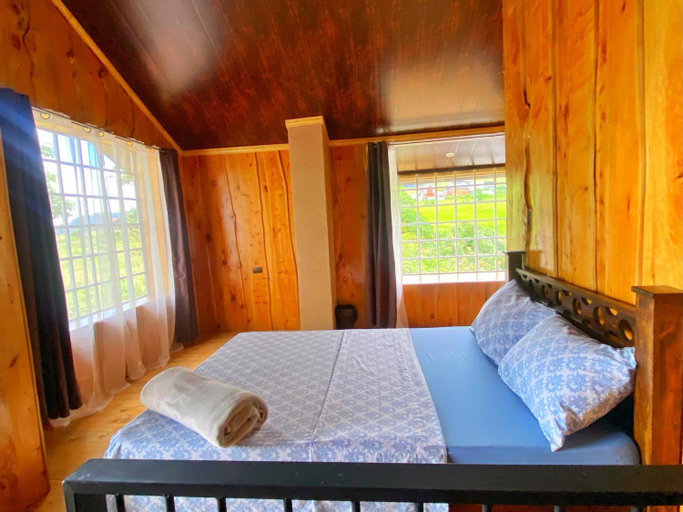 Bedroom 2, Poas Green Chalets, Poás