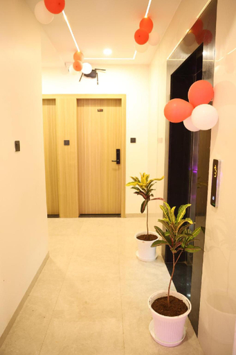 Public Area, The Hotel Phoenix, Indore