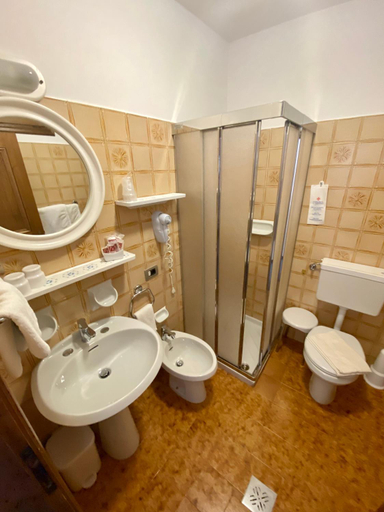 Bathroom, Garni al Barance, Belluno