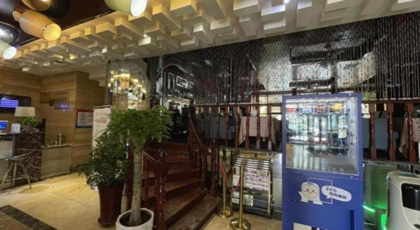 Food & Drinks 5, Yijia Chain Hotel Mingren Branch, Ürümqi