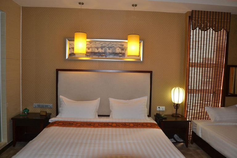 Bedroom, Kololo Courts Hotel And Restaurant, Kampala