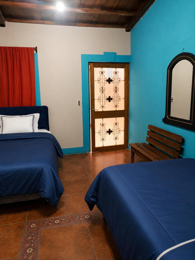 Bedroom 1, Lerri colonial, Quetzaltenango