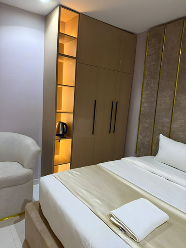 Room 5, Orbit Meridian Leisure and Suites, Alimosho