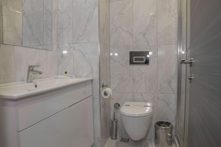 Bathroom 4, Sakarya Hotel & Wellness Spa, Merkez