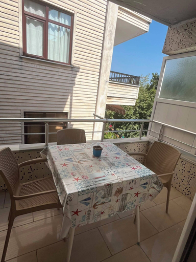 Outdoor dining, Ada Motel 2, Marmara