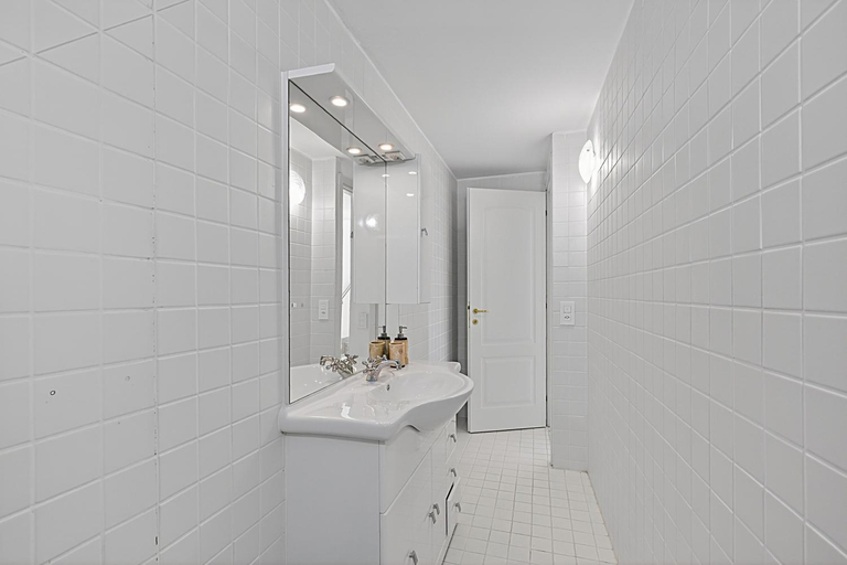 Bathroom 5, Charm Apartments Aldesago, Lugano