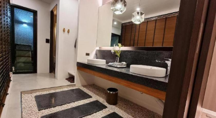 Bathroom, Eya Poolvilla, Cha-Am
