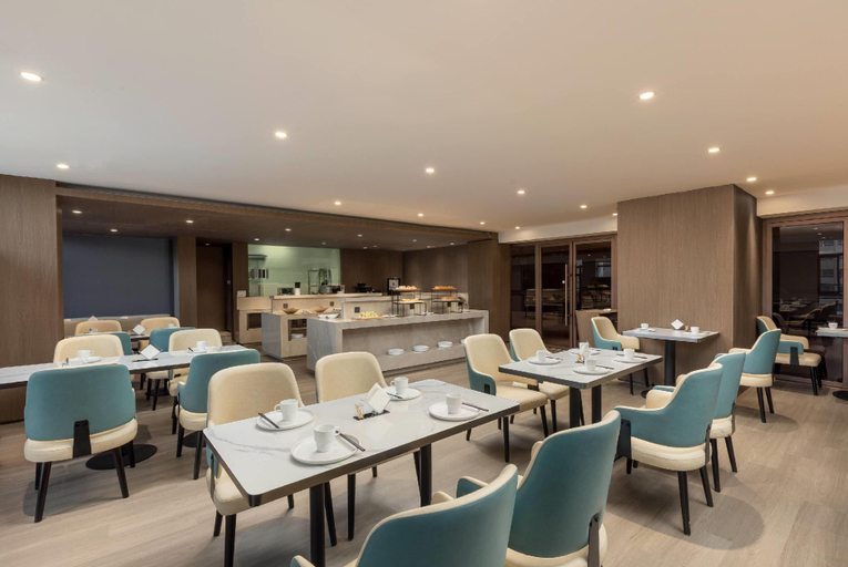 Restaurant 3, Days Hotel by Wyndham Yining Liuxing Street, Ili Kazakh