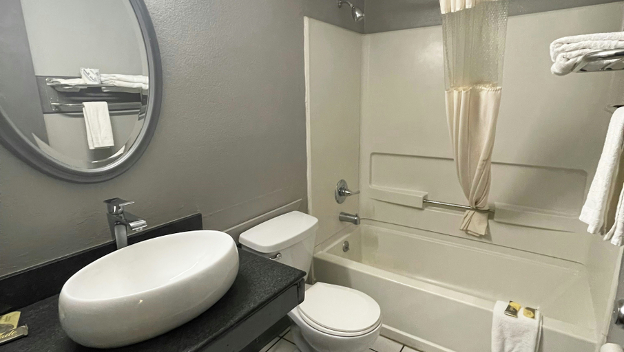 Bathroom 4, Magnuson Hotel Fort Wayne North, Allen