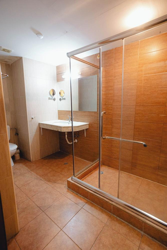 Bathroom, Sun Palace, Nesebar