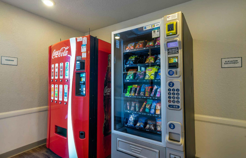 Food & Drinks, Extended Stay America Select Suites - Clearwater, Pinellas