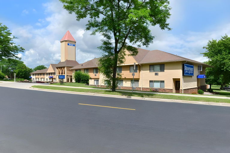 Exterior & Views 2, Quality Inn Madison West, Dane