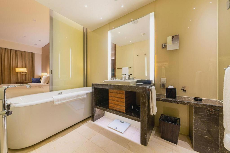 Bathroom 5, New World Guiyang Hotel, Guiyang