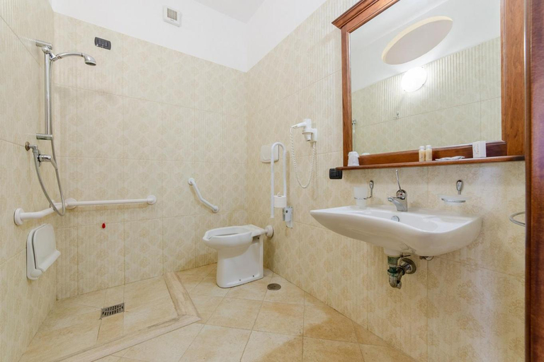Bathroom 5, Villaggio Hotel Lido San Giuseppe, Vibo Valentia