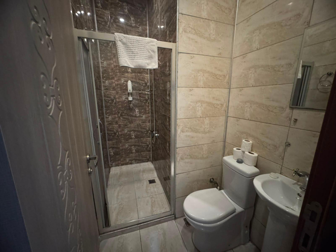 Bathroom 5, Miklagord Hotel, Fatih