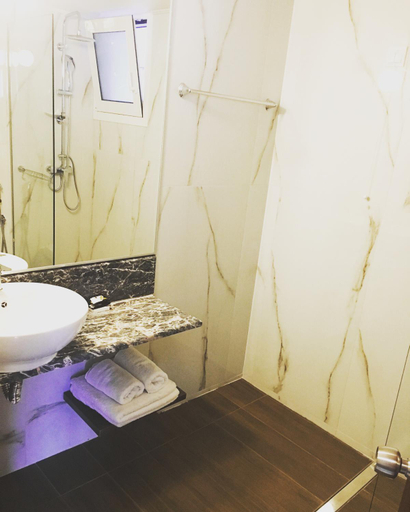 Bathroom, 12 Olympian Gods, Central Macedonia