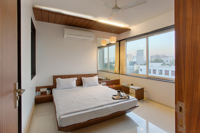 Bedroom 2, Hotel Pallav, Rajkot