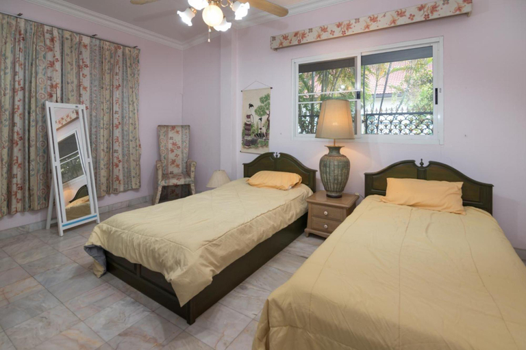 Bedroom 3, Grand Villa, 5 Bedrooms, Private Pool, Garden View, Pattaya