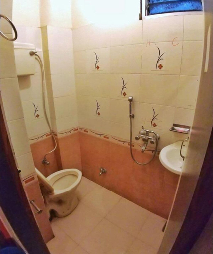Bathroom, Panna palace guest house, Udaipur