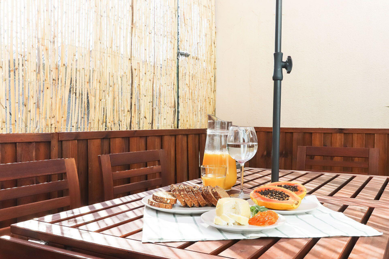 Food & Drinks 4, Rato Design with Terrace by Homing, Lisbon