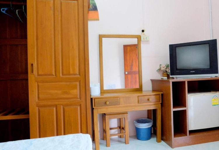 Bedroom 2, Sanook Sanang Resort, Koh Chang