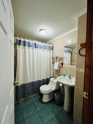 Bathroom, Cabañas Parque Del Lago, Cautín