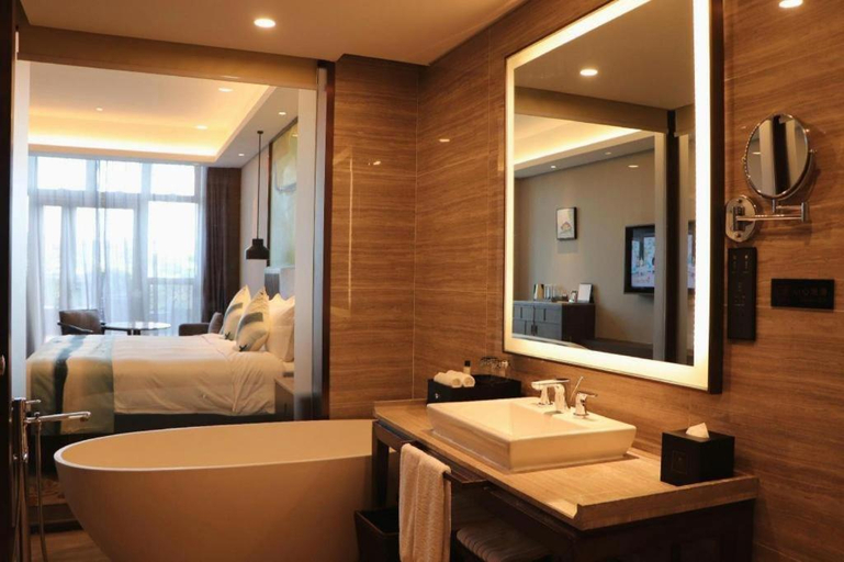 Bathroom 3, Millennium Hotel Zunyi, Zunyi