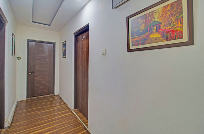 Interior 5, Collection O NIT Srinagar, Srinagar