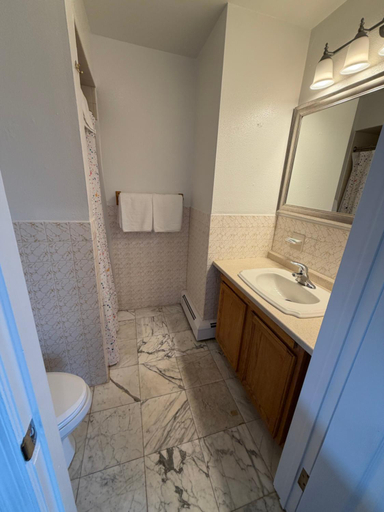 Bathroom, Atlantic Motel, Ocean