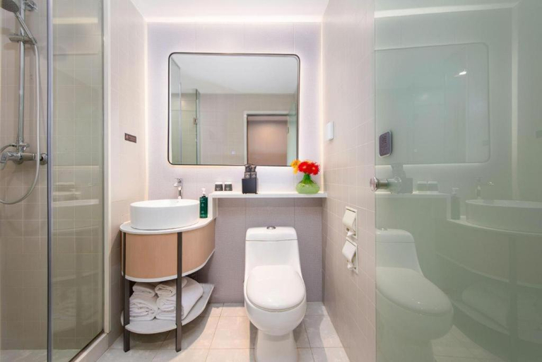 Bathroom 4, Jinjiang Inn Dalian North Railway Station                                                   , Dalian