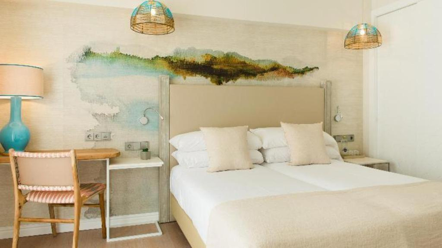 Bedroom 3, Hotel Lemar, Baleares