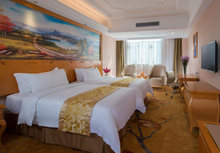 Bedroom 2, Vienna International Hotel Foshan Zhangchai Poly Champagne, Foshan