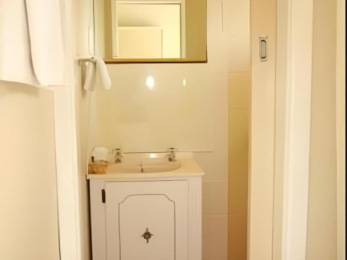 Bathroom, Mountain View Motel, Horowhenua