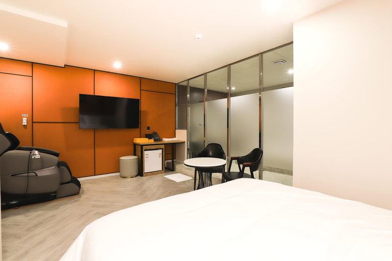 Bedroom 3, Hotel Rein in Yeonsan-dong, Busan, Yeonje