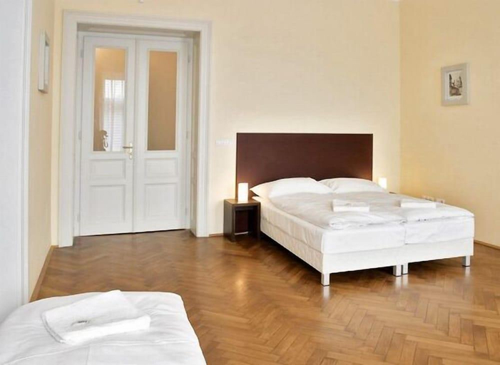 Bedroom 2, River View Residence, Praha 5