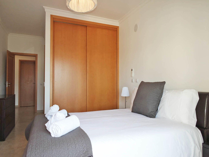 Bedroom 2, C02 - Luxury 3 bed with Pool by DreamAlgarve, Lagos