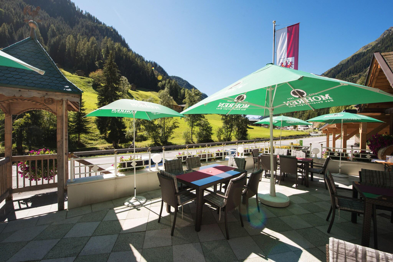 Food & Drinks 4, Hotel Ha Llroah, Landeck