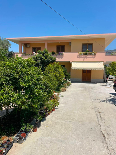 Exterior & Views, Besart room, Vlorës