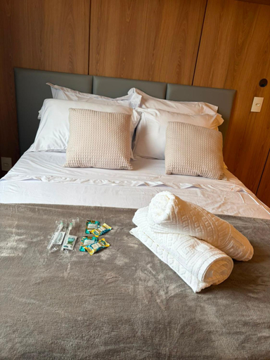 Bedroom 2, Flat - America, Campos