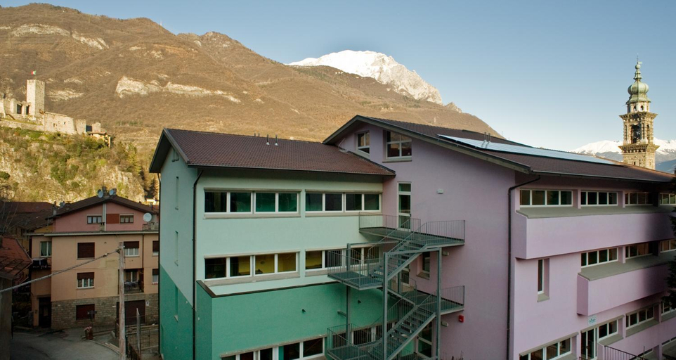 Exterior & Views, Casthello Ostello Di Vallecamonica, Brescia