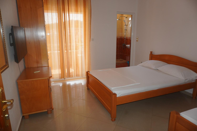 Bedroom 2, Apartments Vukaj