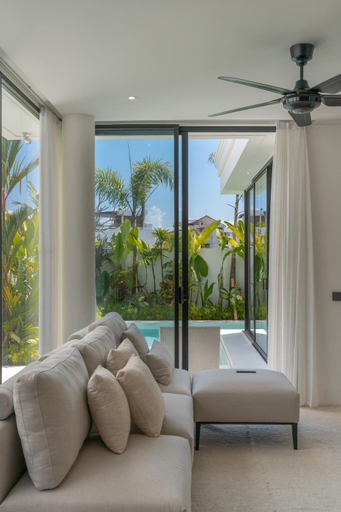 4, Villa Ara - Tropical 1BR Oasis with Private Pool & Beach Access, Badung