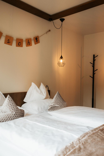 Bedroom 3, Hotel Tofana, Bolzano