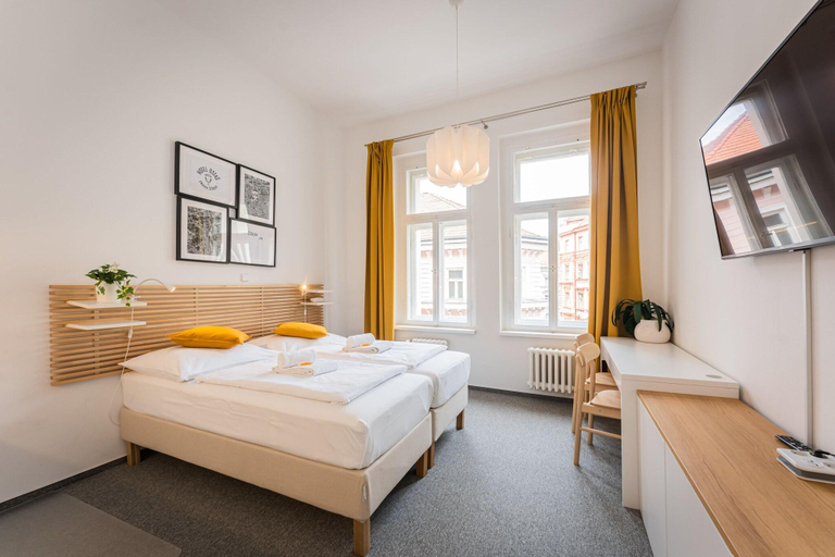 Bedroom 3, Ostas, Praha 1